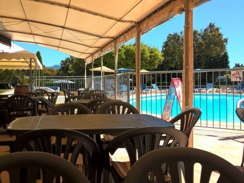 Camping Des Favards - Camping Vaucluse