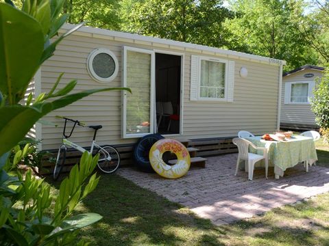 MOBILHOME 5 personnes - Mobilhome Classique 2 ch + Terrasse - Bord de Rivière