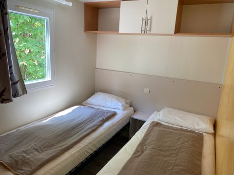 MOBILHOME 5 personnes - Résidence LOUISIANE  Confort 2 chambres avec terrasse couverte + TV
