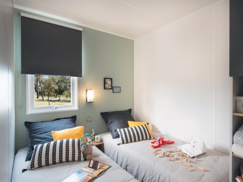 MOBILHOME 5 personnes - Cottage Premium 2 chambres avec terrasse couverte + Clim + TV + Lave-vaisselle