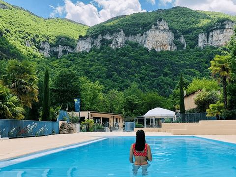 Flower Camping le Peyrelade - Camping Aveyron