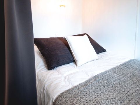 BUNGALOW TOILÉ 4 personnes - COCO PARADIS  15 m2 - 2 chambres samedi
