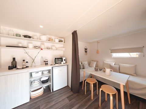 BUNGALOW TOILÉ 4 personnes - COCO PARADIS  15 m2 - 2 chambres samedi