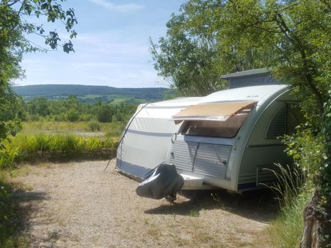 Emplacement - Forfait Privilège bord de rivière avec électricité