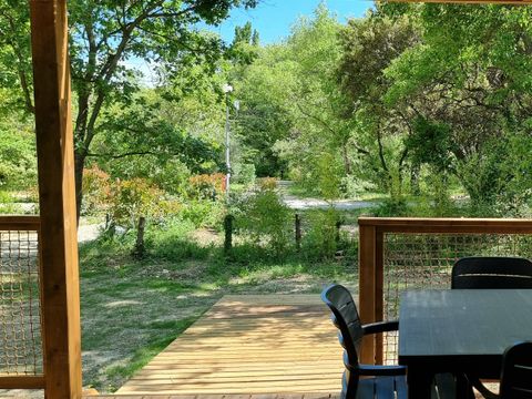 CHALET 6 personnes - Confort 35m² 3 chambres terrasse semi-couverte + climatisation