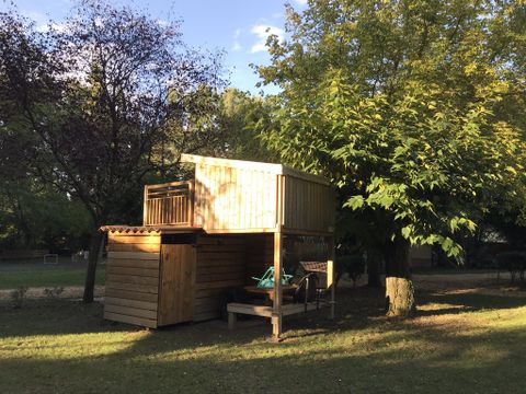 CHALET 2 personnes - Cabane Etoilée - avec WC et lave-mains - micro cuisine sans eau - sans douche