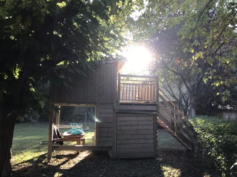 CHALET 2 personnes - Cabane Etoilée - avec WC et lave-mains - micro cuisine sans eau - sans douche