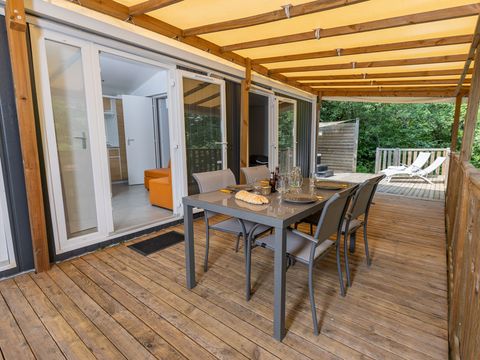 MOBILHOME 4 personnes - Prestige SPA - 2 chambres dont 1 suite parentale - draps, serviettes et barbecue