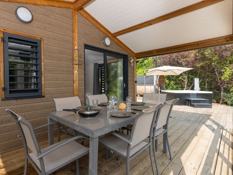 CHALET 6 personnes - Chalet Exception SPA - 3 chambres dont 2 chambres parentales - draps, serviettes et plancha