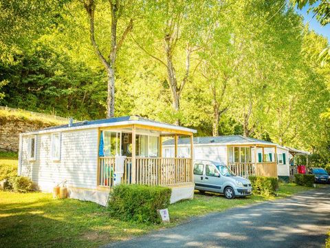 MOBILHOME 4 personnes - Mobil-home Louisiane Confort 26 m² - 2 chambres + terrasse couverte + TV 2/4 pers