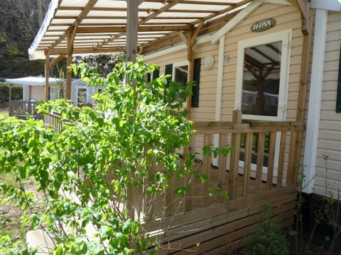 MOBILHOME 6 personnes - Mobil-home Mercure Confort 28m² - 2 chambres + terrasse couverte 4/6 pers