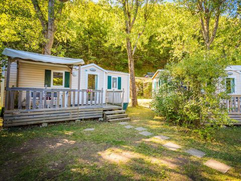 MOBILHOME 8 personnes - Titania Confort 32m² (3 chambres) avec terrasse couverte