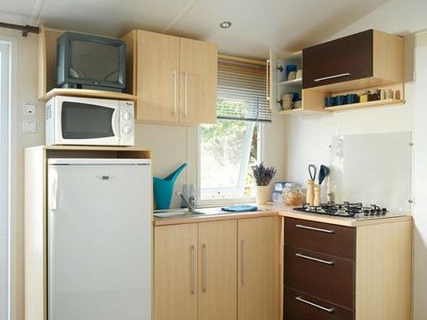 Mobilhome 6/8 personnes - Titania Confort 32m² - 3 chambres - Terrasse couverte