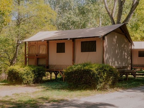 Tente en toile et en bois 2/5 personnes - Lodge Kenya Evasion Confort 34m² - 2 chambres - Avec sanitaires - Terrasse