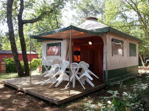 Bungalow toilé 5 personnes - 5 places
