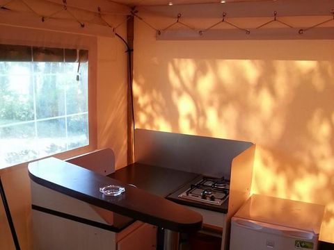 Bungalow toilé 5 personnes - 5 places