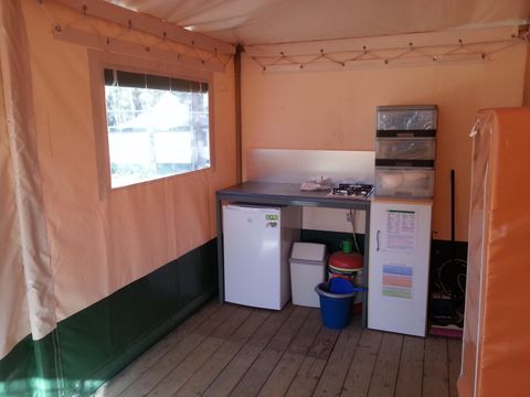 Bungalow toilé 5 personnes - 5 places