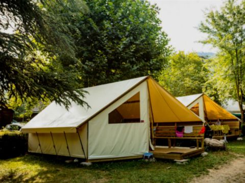 LODGE 5 personnes - LODGE sans sanitaires