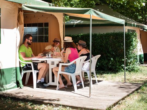 TENTE TOILE ET BOIS 5 personnes - BENGALI CONFORT sans sanitaires