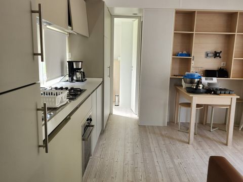 MOBILHOME 6 personnes - Prestige Clim- 34 m² – 2 chambres – 6 pers - climatisation et plancha