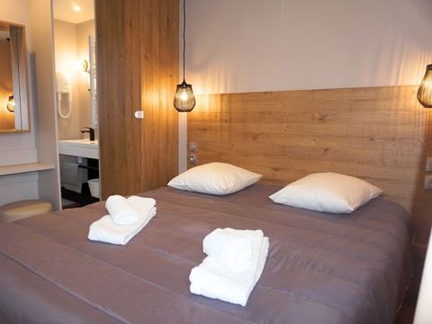 MOBILHOME 12 personnes - Le Patio 12 pers. - 6 ch.