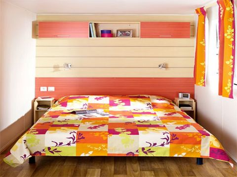 MOBILHOME 6 personnes - 27,5m² Standard (2ch - 4/6pers.) + Clim + Paillotte extérieure