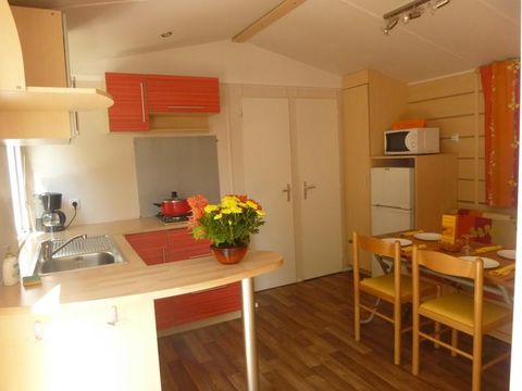 MOBILHOME 6 personnes - 27,5m² Standard (2ch - 4/6pers.) + Clim + Paillotte extérieure