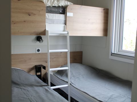 MOBILHOME 7 personnes - Family 30m² Confort (3ch - 7pers.) + Clim + Terrasse couverte