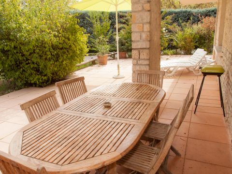 GÎTE 8 personnes - Gîte Les Oliviers 80m² Premium (2ch - 8pers) + LV + Terrasse + Jardin