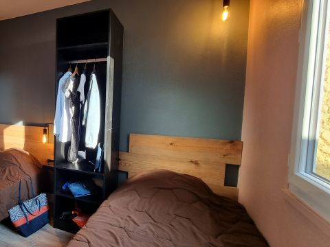 GÎTE 5 personnes - Cottage LA GARIOTTE - 5 personnes - 2 chambres - Climatisé - Télévision - Lave-vaisselle - S