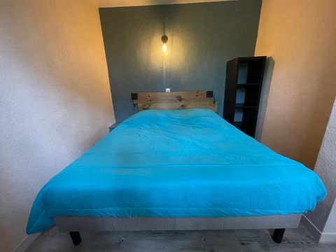 BUNGALOW 5 personnes - Cottage LA GARIOTTE - 5 personnes - 2 chambres - Climatisé - Télévision - Lave-vaisselle - S