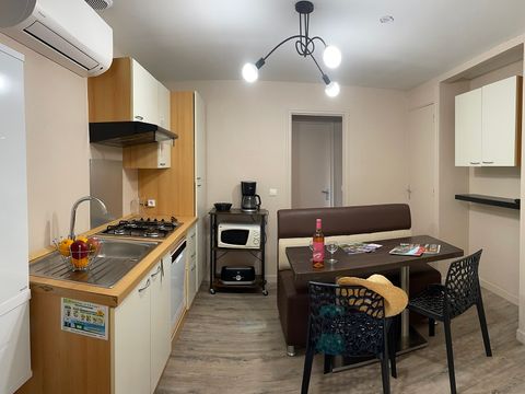 BUNGALOW 4 personnes - Cottage LA GARIOTTE - 4 personnes - 2 chambres - Climatisé - Télévision - Lave-vaisselle - D