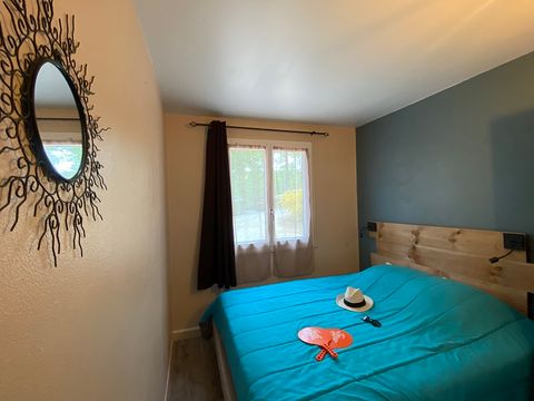 BUNGALOW 4 personnes - Cottage LA GARIOTTE - 4 personnes - 2 chambres - Climatisé - Télévision - Lave-vaisselle - D