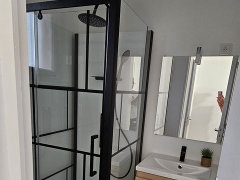 BUNGALOW 6 personnes - Cottage La GARIOTTE - 6 personnes - 2 chambres  - climatisé - télévision - S