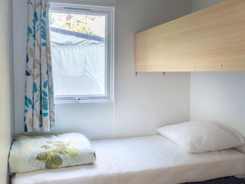 TENTE TOILE ET BOIS 5 personnes - Atypique Tithome