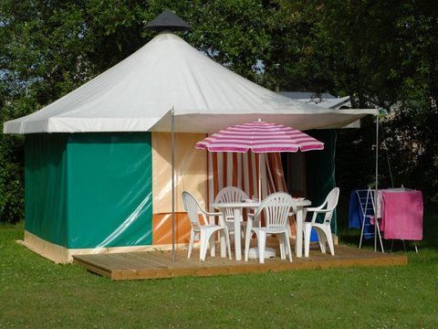 TENTE 5 personnes - TRAPPEUR (sans sanitaires)