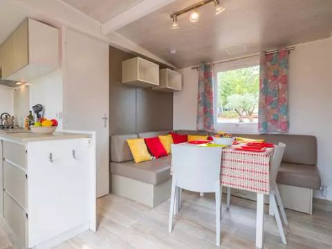 MOBILHOME 8 personnes - Classic | 3 Ch. | 6/8 Pers. | Terrasse surélevée | Clim.