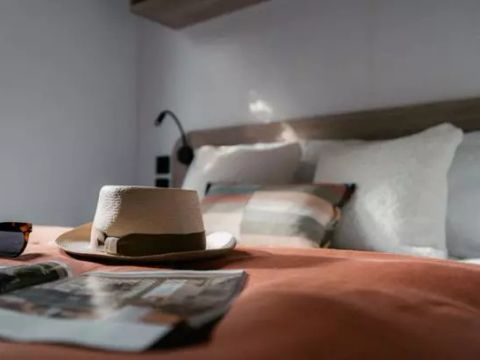 MOBILHOME 4 personnes - Premium | 2 Ch. | 4 Pers. | Terrasse Lounge | Clim.