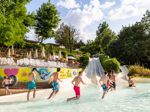 hu Altomincio village - Camping Vérone - Image N°38
