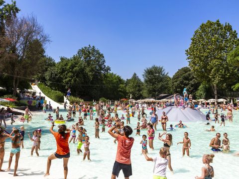 hu Altomincio village - Camping Vérone - Image N°50