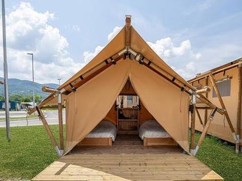 TENTE TOILE ET BOIS 6 personnes - SunLodge Pamoja&Kambi