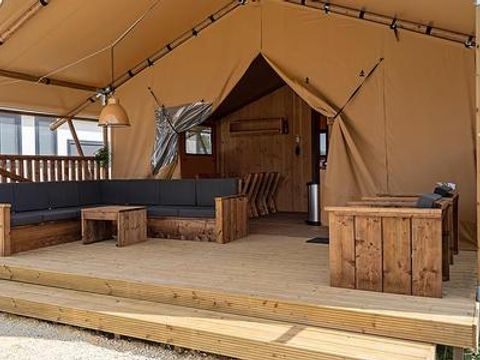 TENTE TOILE ET BOIS 5 personnes - SunLodge Taiga