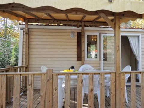 MOBILHOME 4 personnes - Classic | 2 Ch. | 4 Pers. | Terrasse surélevée | Clim.