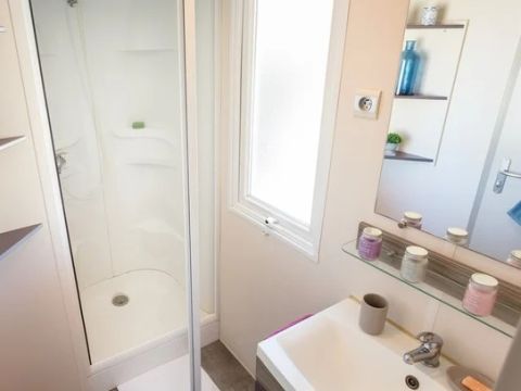 MOBILHOME 6 personnes - Classic | 2 Ch. | 4/6 Pers. | Terrasse surélevée non couverte | Clim.