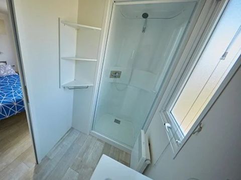 MOBILHOME 6 personnes - Comfort XL | 3 Ch. | 6 Pers. | Terrasse surélevée | 2 SDB | Clim.