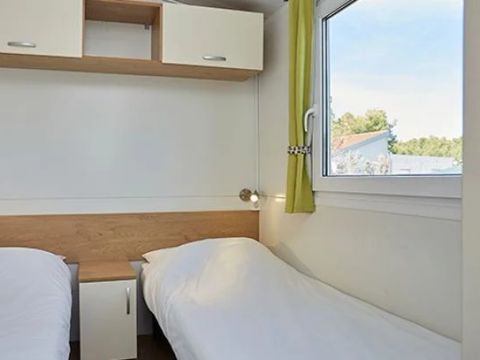 MOBILHOME 6 personnes - Comfort XL | 3 Ch. | 6 Pers. | Terrasse surélevée | 2 SDB | Clim.