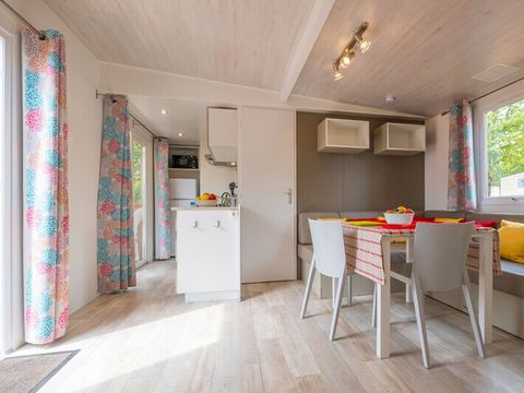 MOBILHOME 8 personnes - Mobil-home | Classic XL | 3 Ch. | 6/8 Pers. | Terrasse surélevée | Clim.