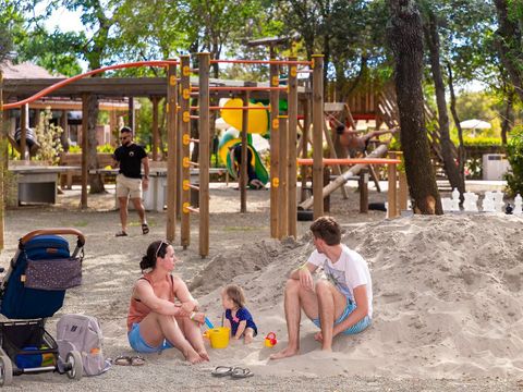 hu Montescudaio village hu Montescudaio village - Camping Pise - Image N°8