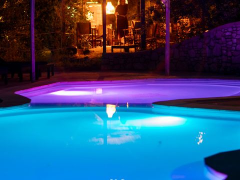 TENTE 1 personne - DOME LODGE sans sanitaires