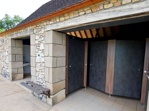 Emplacement - Emplacement nu + tente (pas de caravanes - ni camping car)